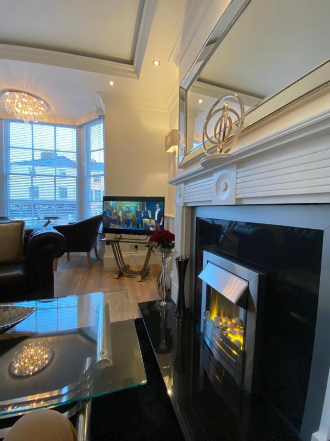 The Maureen Suite Llandudno Extérieur photo