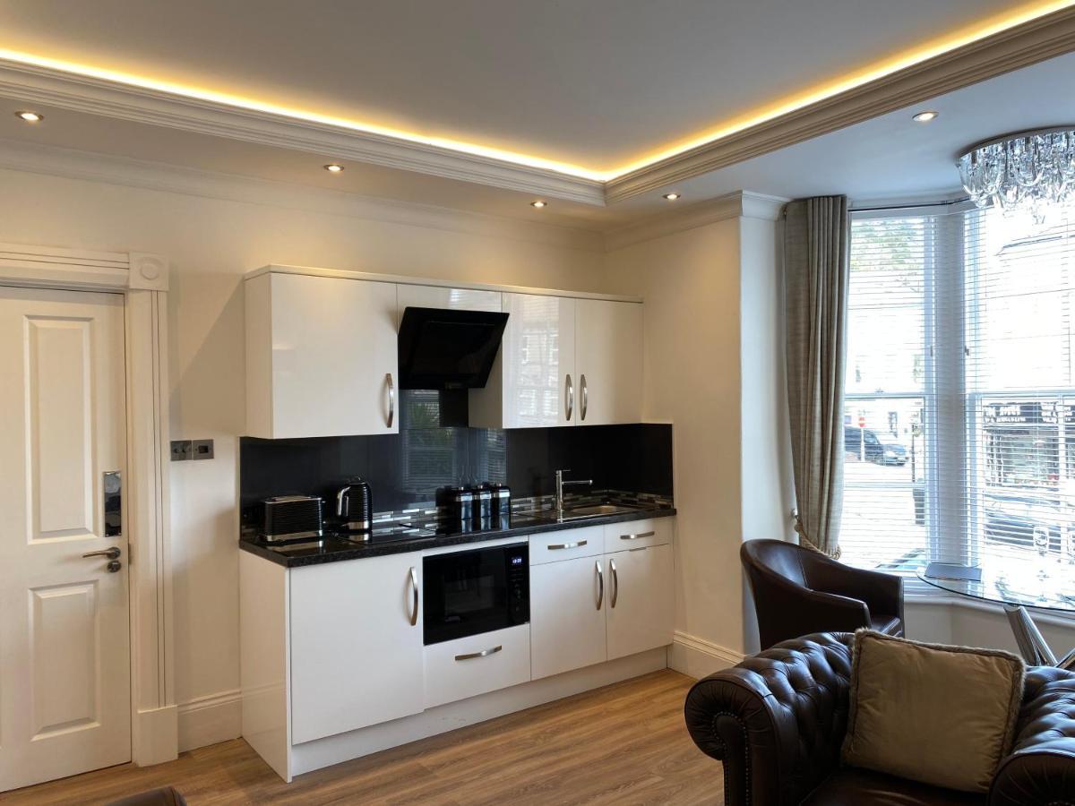 The Maureen Suite Llandudno Extérieur photo