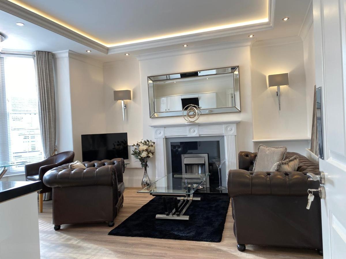 The Maureen Suite Llandudno Extérieur photo